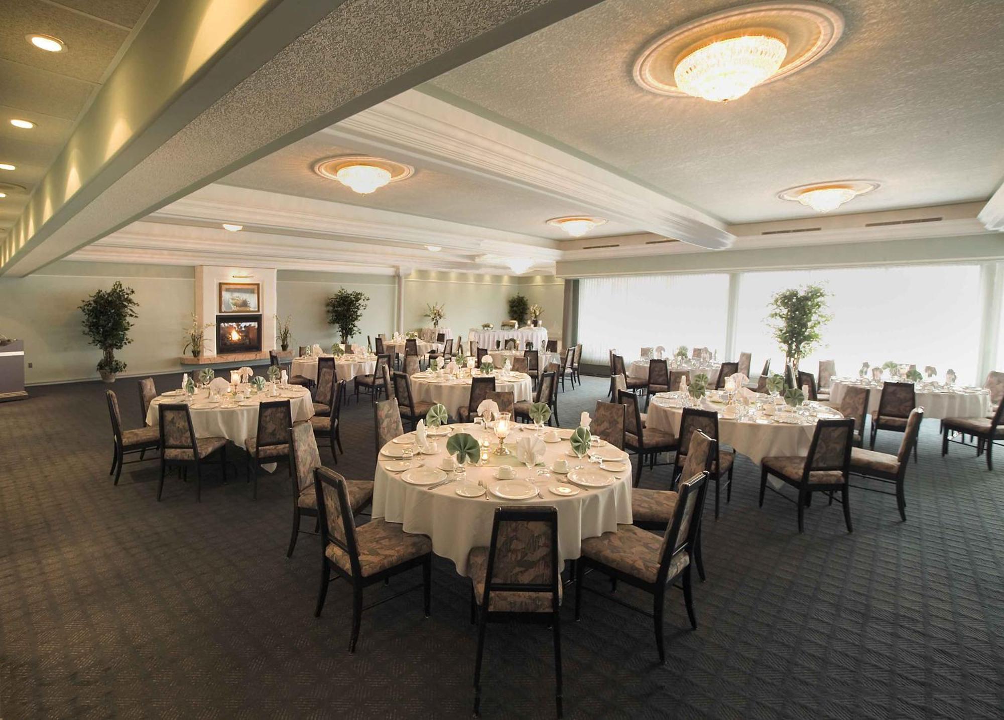 Chateau Louis Hotel & Conference Centre إيدمونتون المظهر الخارجي الصورة